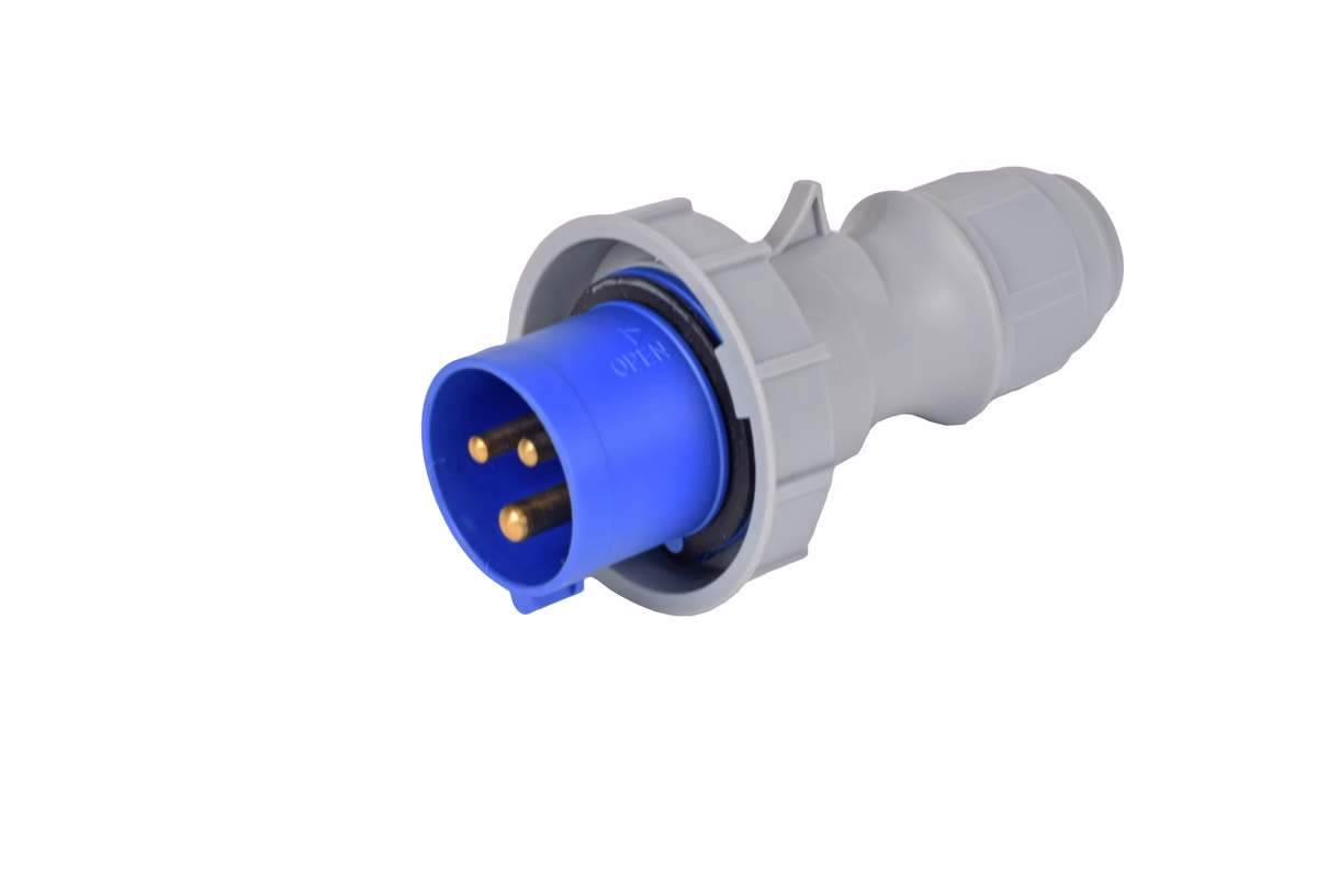32A 2P+E 220-240v Plug 6h - IP67